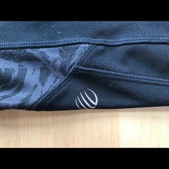 🐙 - Long sport leggings with flowers - Picture 5 of 7